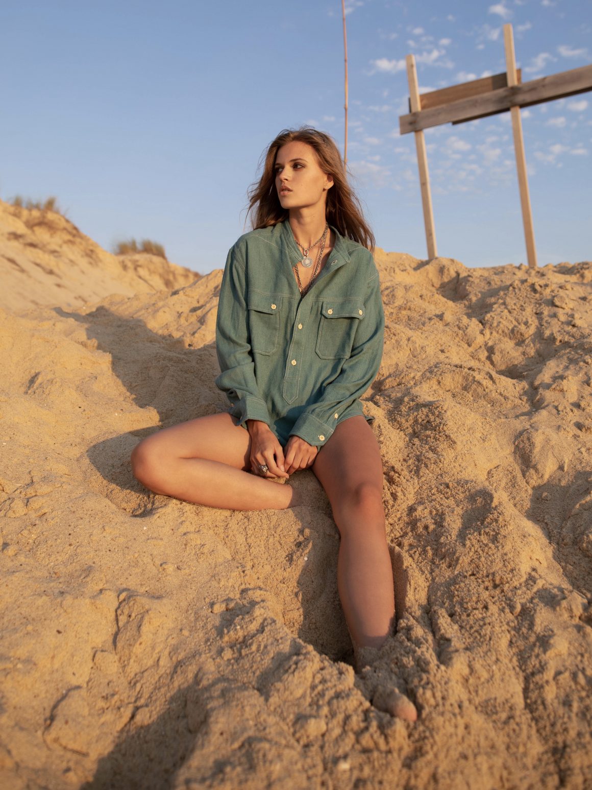 Chemise Isabel Marant et bijoux Tant d'Avenir