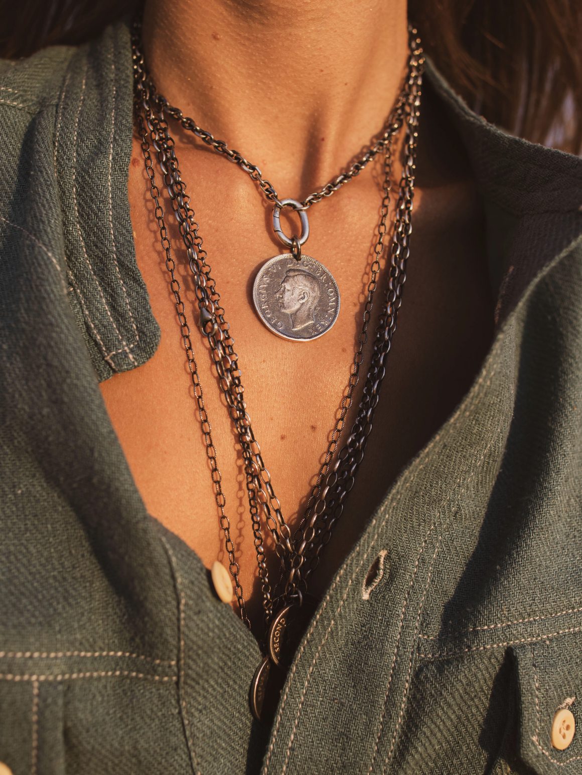 Chemise Isabel Marant et bijoux Tant d'Avenir