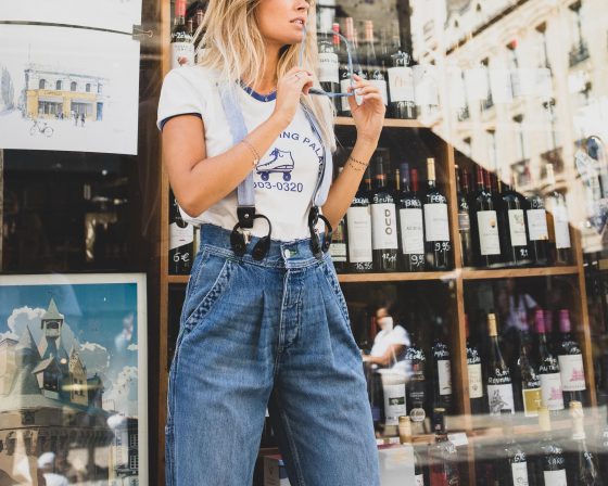 Le Boyfriend à bretelles Re/Done, denim cool & authentique