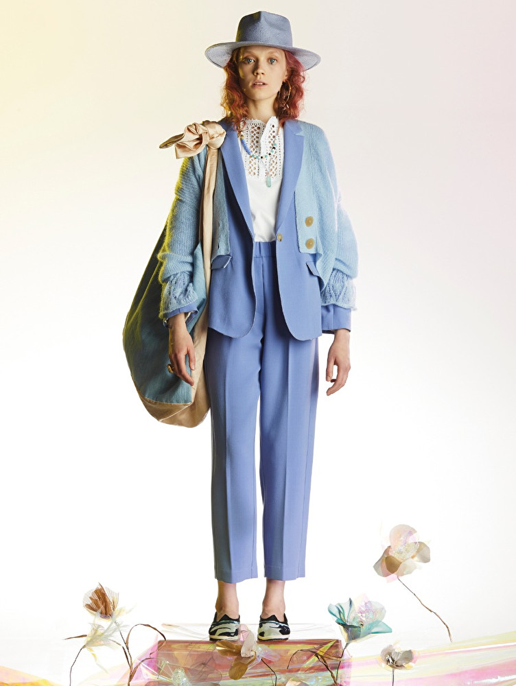 Look bleu de la collection printemps-été 2021 de Forte_Forte