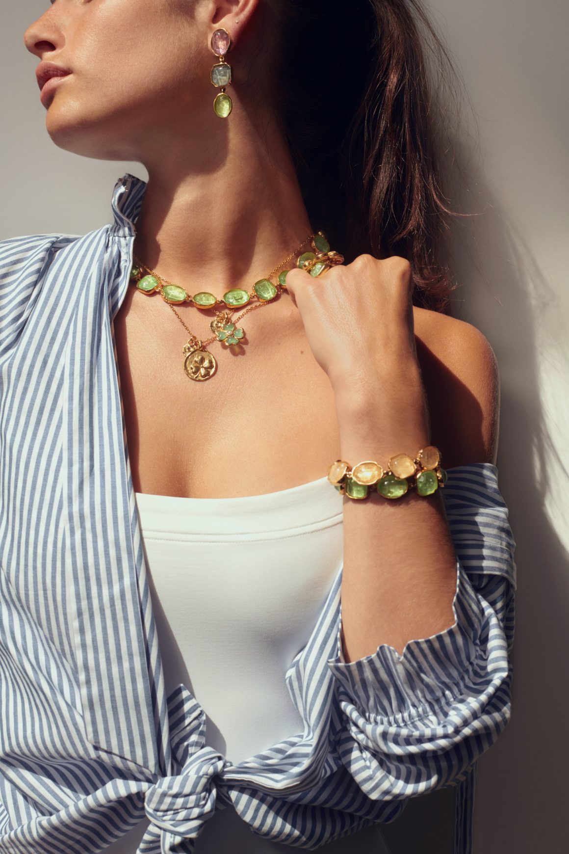 Boucles d'oreilles, colliers et bracelets Goossens