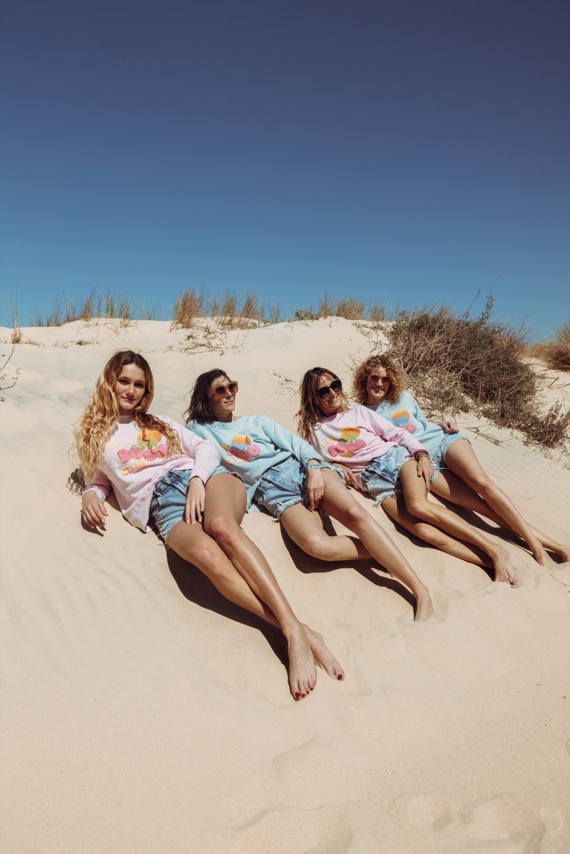 Les filles Jane de Boy en sweat-shirt David Lucas x ron ron