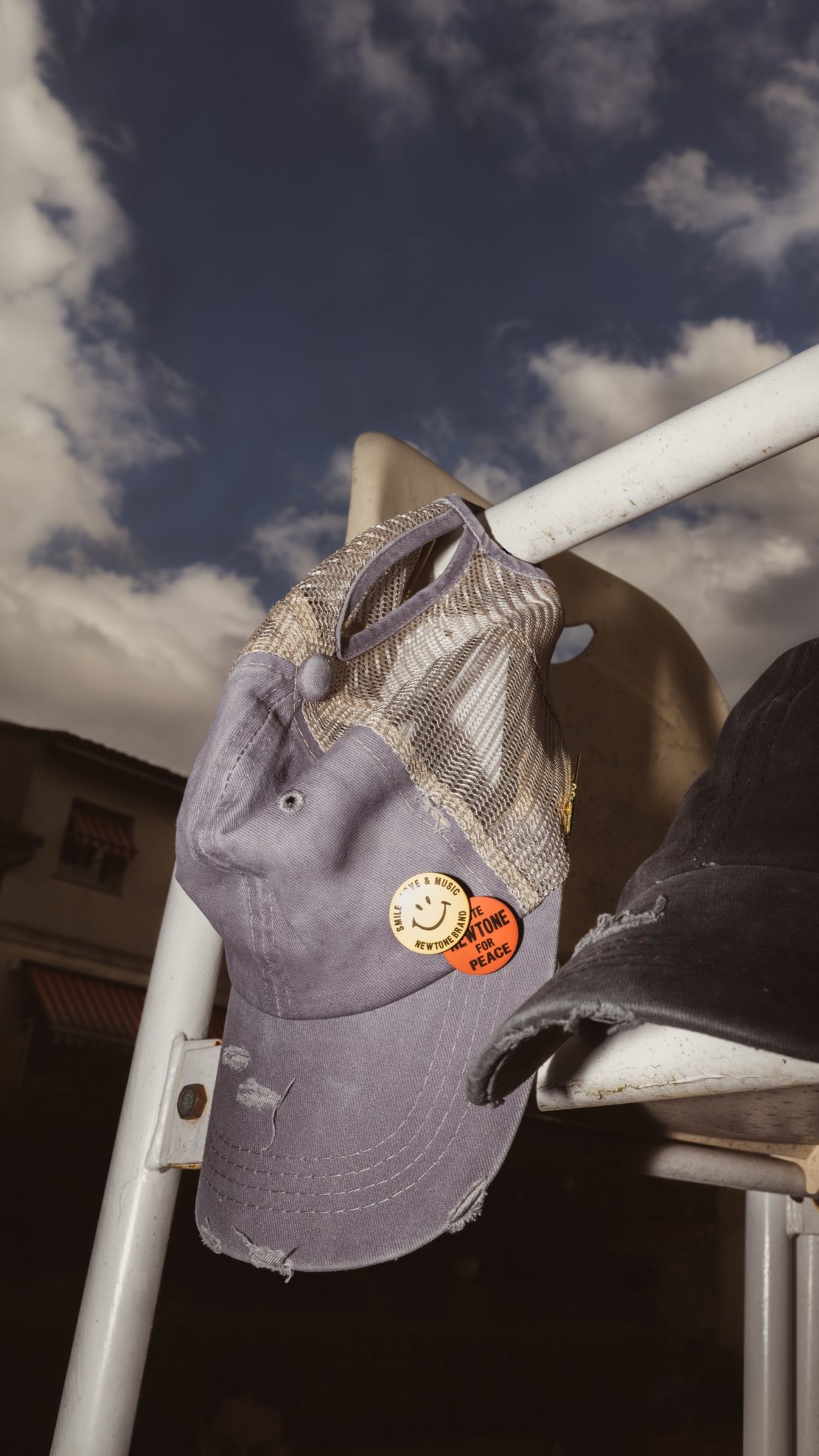 Casquette vintage badges Newtone