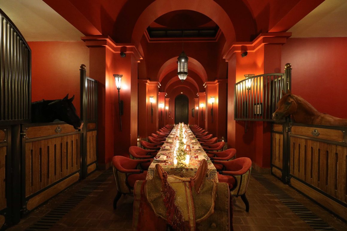 Dîner signature dans les écuries du Selman Marrakech