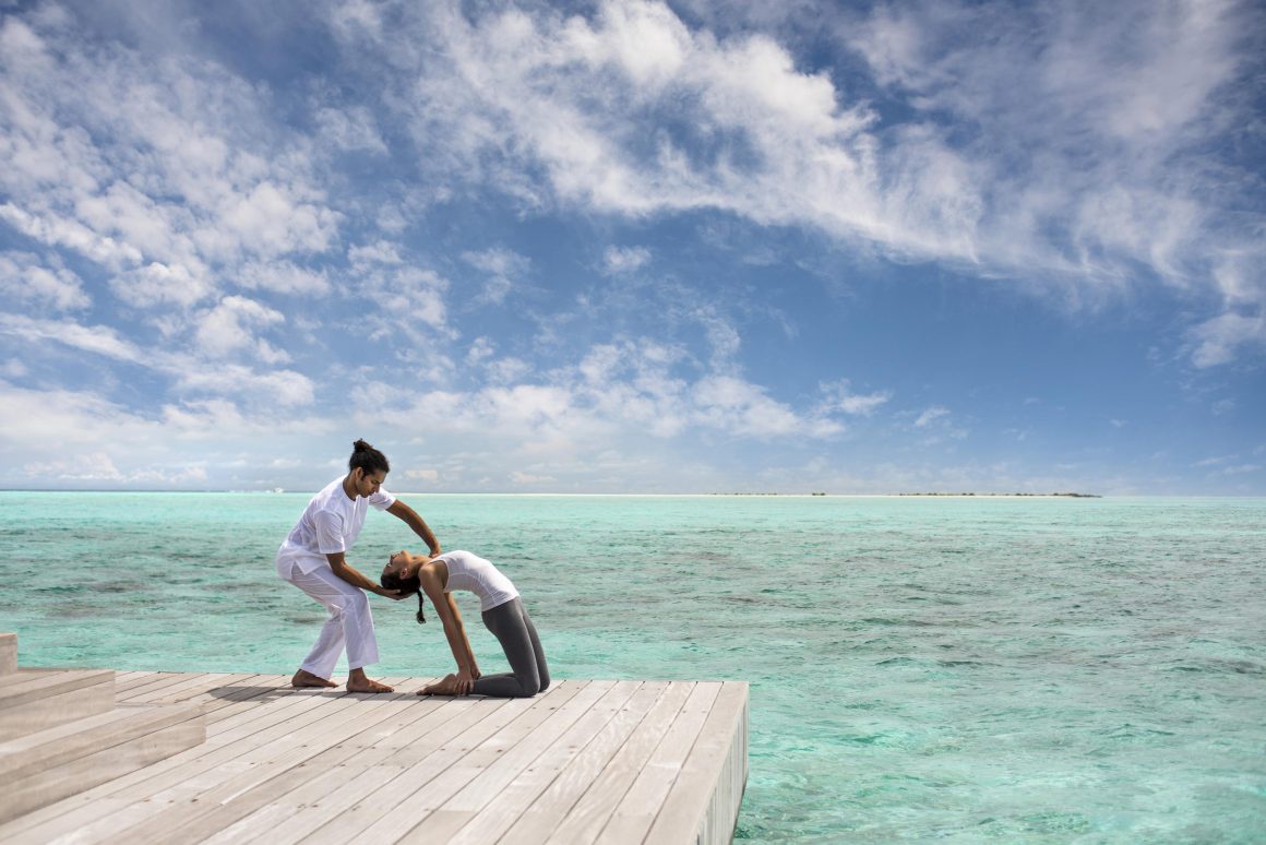Yoga therapy au Four Seasons Landaa Giraavaru 