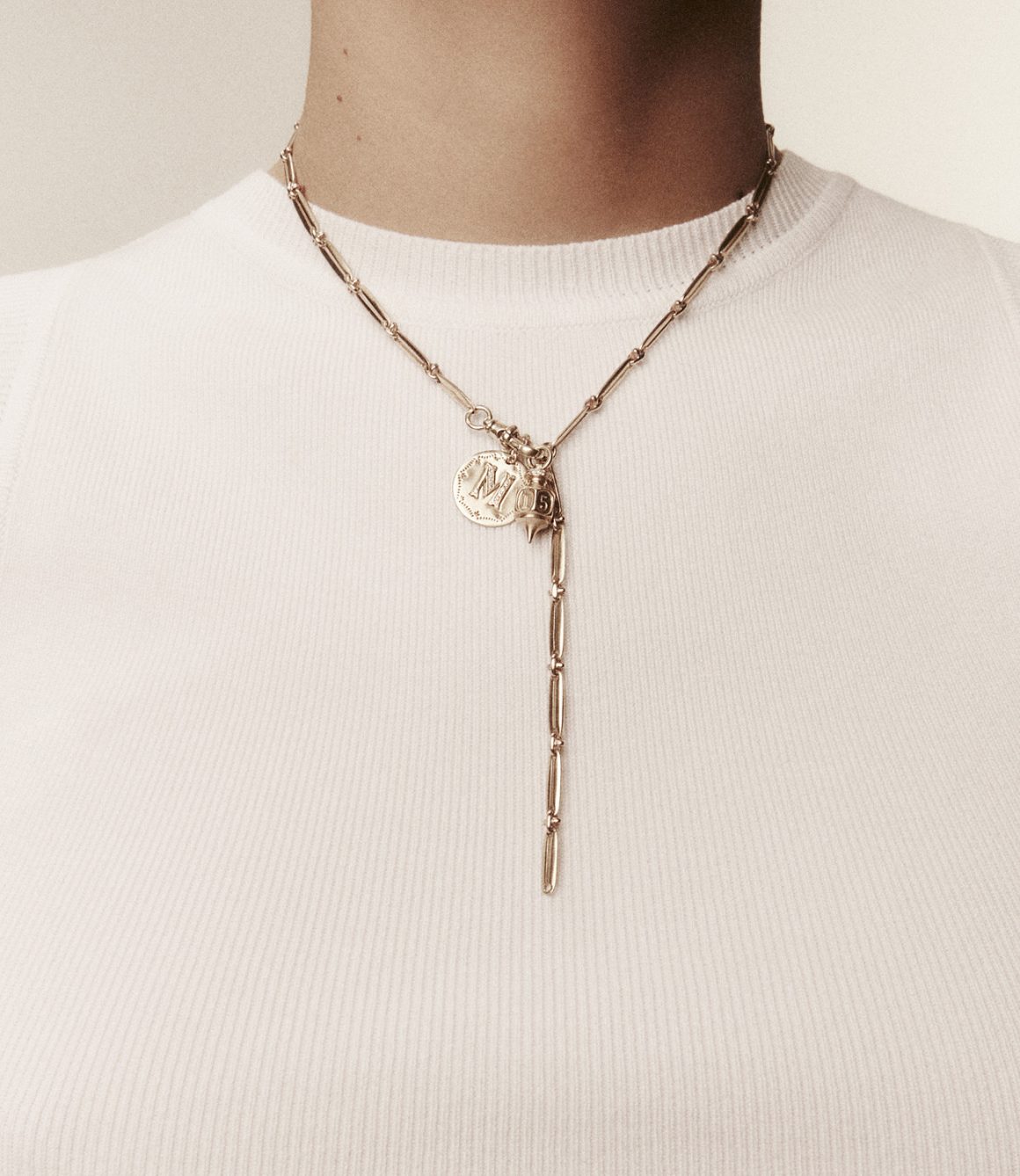 Collier Nico N°1 avec amulettes Aime et Germain de Pascale Monvoisin