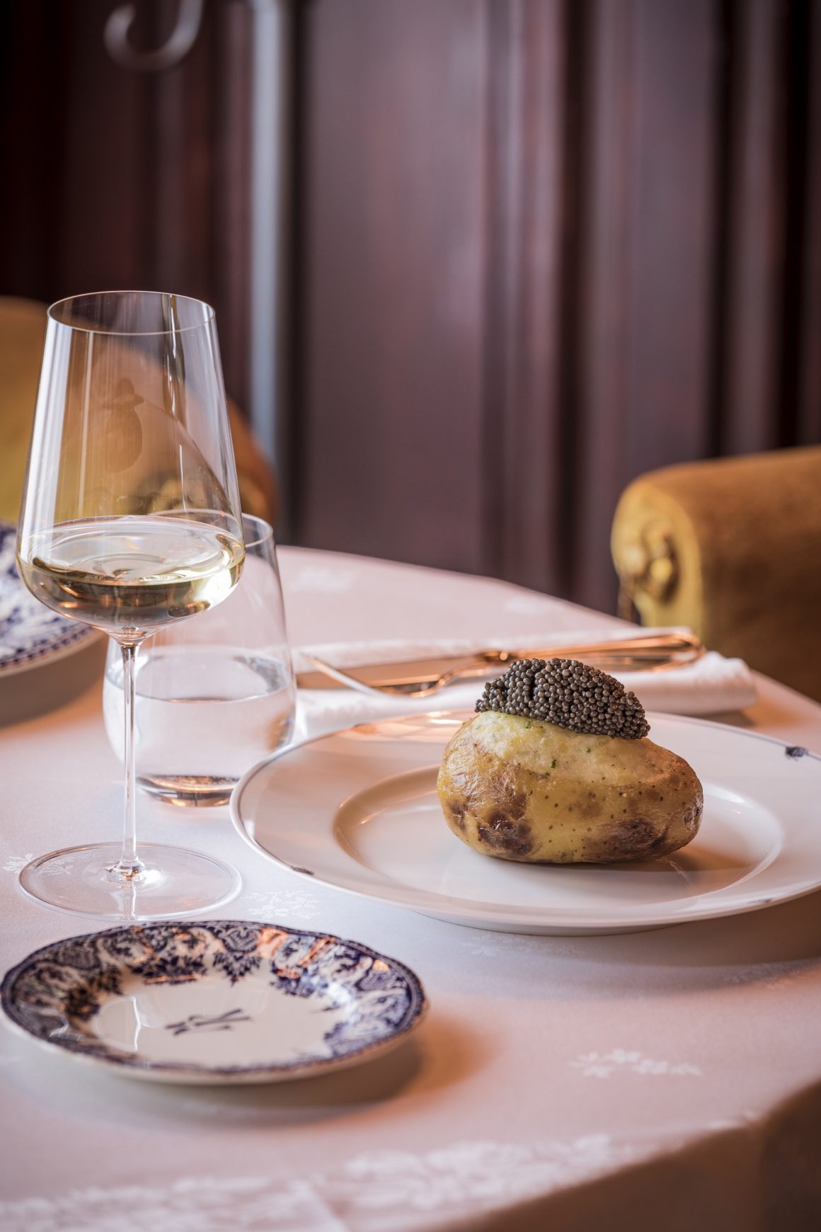 Pomme de terre au four et Caviar Impérial de Sologne