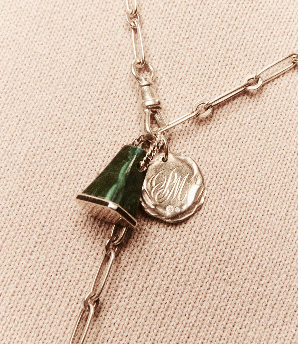 Pendentifs amulettes Pascale Monvoisin