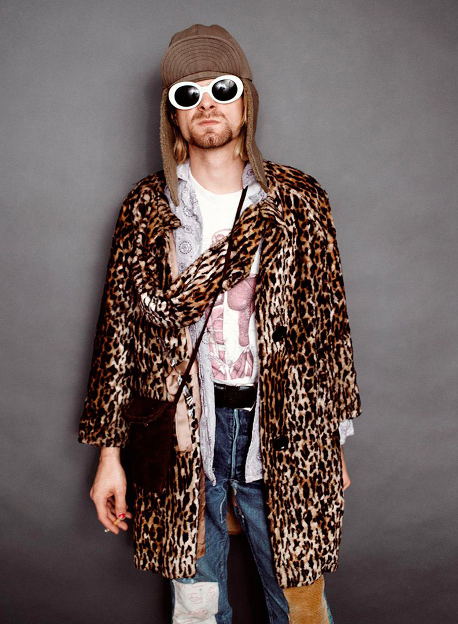 Le look grunge léopard de Kurt Cobain